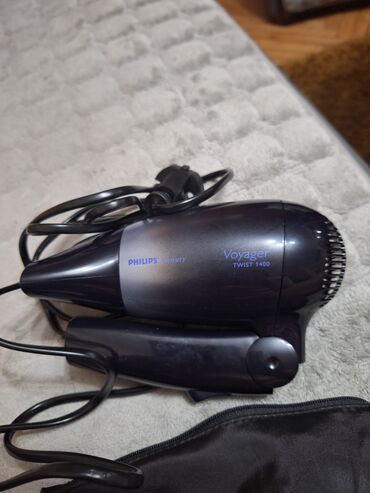prodaja dzojstika za ps4: Fen za kosu NOV PHILIPS 1400 na struju, vrlo lep, manji i praktican za