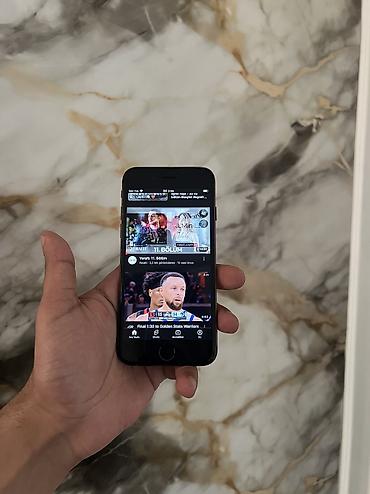 Apple iPhone: IPhone 6s, Barmaq izi — 8