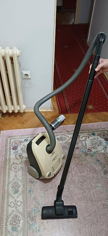 gsm n9: Samsung usisivač sa kesom – model SC4130 (VCC4130S3N/BOL) - Snaga — 3