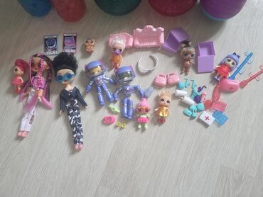 Oyuncaqlar: LOL Surprise temalı böyük oyun dəsti hamısı 25azn Tərkib: - Fərqli — 2