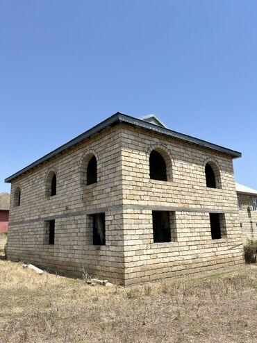 ucuz kiraye evler 2024 bakida: 6 otaqlı, 7 kv. m, Təmirsiz