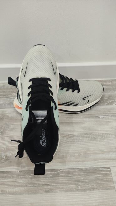 лоро пиано обувь женская летняя: Мужские летние кроссовки, новые. Размер 42. Качество отличное