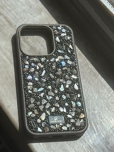 iphone 15 azerbaycan: Swarovski bəzəkli 15pro iphone qabı Alinib 25azn yenidir - Arxa panel — 1