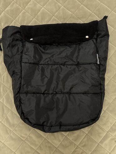 кресло для ребенка в машину: Uşaq arabası üçün qış ayaq örtüyü / thermo-kisə - Brend