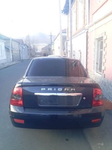 teger: VAZ (LADA) Priora: 1.6 l | 2008 il 37400 km Sedan