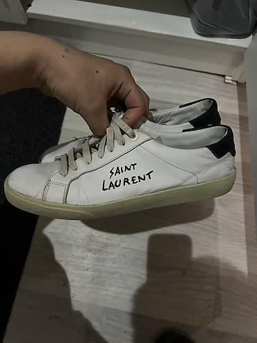 спорт школа: Кеды Saint Laurent Court Classic SL/06 - Низкие кожаные кеды белого — 1