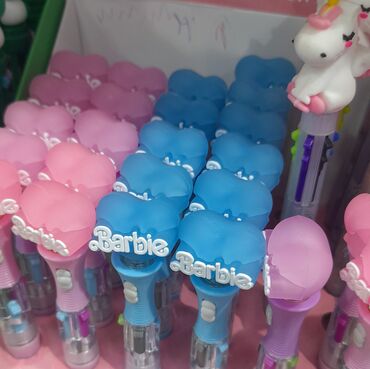 Məktəb çantaları: Yeni Qələm 1 ədədlə 10 rəngdə yazmaq olar Qələmin 1 ədəd 3 azn — 9