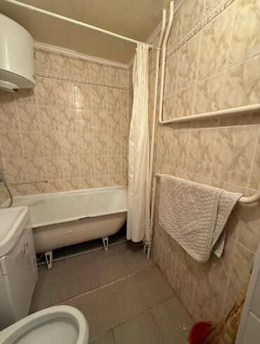 квартира ата турк: 3 бөлмө, 56 кв. м, Жеке план, 1 кабат, Косметикалык ремонт