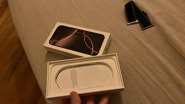 iphone: IPhone 16 Pro, 128 GB, Desert Titanium — 7