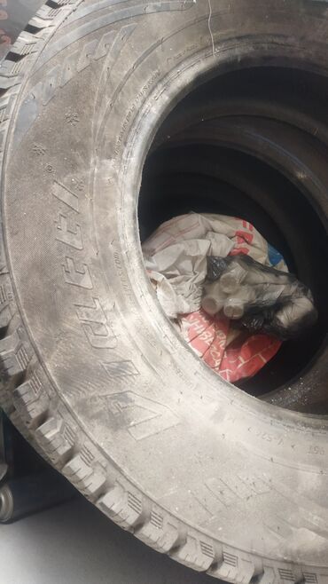 шины r14c: Шиналар 205 / 70 / R 15, Кыш, Жеңил коммерциялык транспорт (C/LT), Орусия, Cordiant