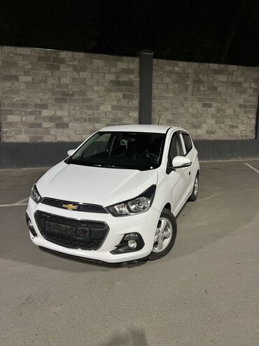 Chevrolet: Chevrolet Spark: 2017 г., 1 л, Вариатор, Бензин, Хэтчбэк
