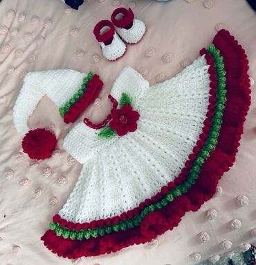 Dəstlər: Qırmızı-ağ rəng palitrasında əl ilə toxunmuş körpə geyim dəstləri - — 15