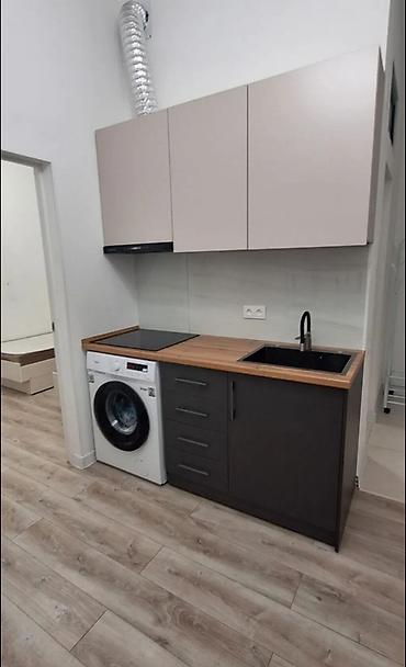 flat osh: Сдается 1‑комнатная квартира, район Восток‑5. Характеристики: - Этаж — 1