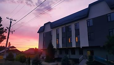 Продажа квартир: 1 комната, 49 м², Индивидуалка, 2 этаж, Дизайнерский ремонт — 1