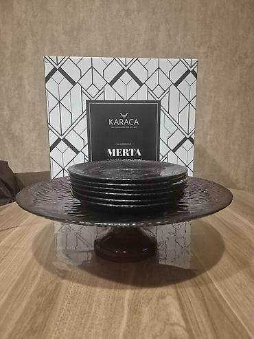 karaca: Tort və şiriniyyat qabı, rəng - Bənövşəyi, Şüşə, Türkiyə — 1