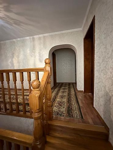 Продажа коттеджей и домов: Продаю 2х этаж дом в центре города с маленьким доходом построили at lalafo.kg — 10 Продажа коттеджей и домов: Продаю 2х этаж дом в центре города с маленьким доходом построили — 10