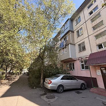 Продажа квартир: 2 комнаты, 48 м², 3 мкр 104 серия, 4 этаж, Старый ремонт — 1