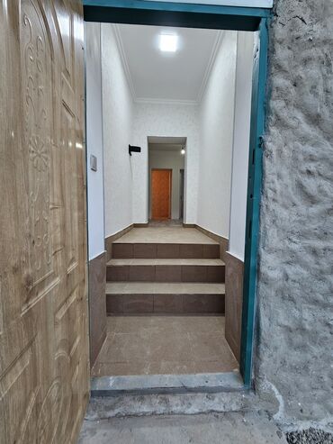 sabuncu evlər: Sabunçu qəs. 3 otaqlı, 90 kv. m, Kredit yoxdur, Yeni təmirli