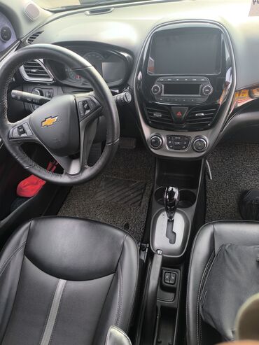 Chevrolet: Chevrolet Spark: 2019 г., 1 л, Вариатор, Бензин, Хэтчбэк — 15