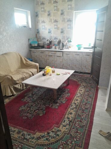 50 м², 3 комнаты, Старый ремонт С мебелью, Кухонная мебель
