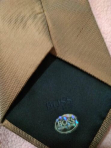 Košulje: Kravata 
Hugu Boss — 6