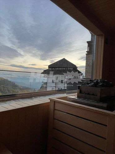 Prodaja stanova: 1 soba, 30 kv. m, 4 sprat — 6