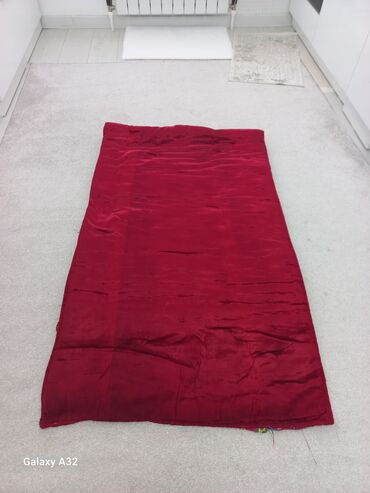 ковры бушный: Тошок Б/у, Жер төшөк, цвет - Красный