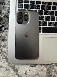 игравой компютер: IPhone 13 Pro, Колдонулган, 256 ГБ, Күмүш, Каптама, 79 %