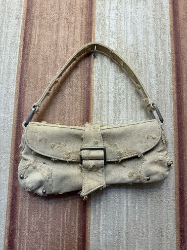 qaşlı çanta: Çiyin çantası, Zara lalafo.az -da qaşlı çanta: Çiyin çantası, Zara