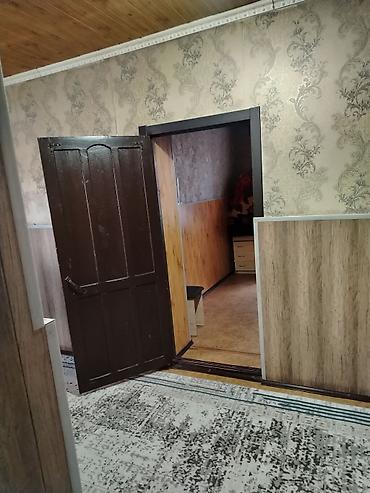 Продажа коттеджей и домов: Продаётся частный дом с большим внутренним двором и хозяйственными — 8