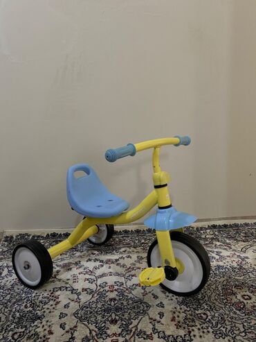 купить детский трехколесный велосипед от 2 лет: Срочно продаю трехколесный велосипед до 3х лет от Kreiss,в желтом