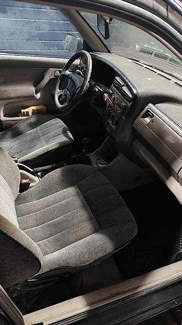 Volkswagen: Volkswagen Vento: 1993 г., 1.8 л — 9