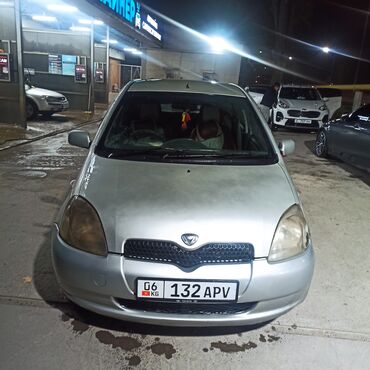 машына прадажа: Toyota Vitz: 2003 г., 1.3 л, Автомат, Бензин, Хэтчбэк