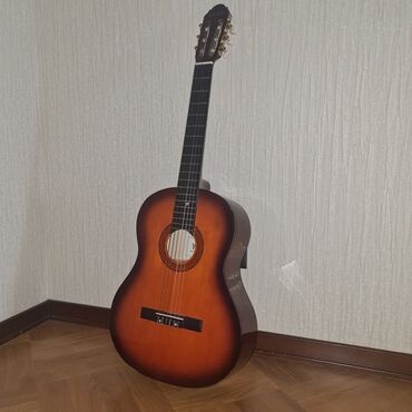 gitar satış: Klassik gitara, İşlənmiş, Ünvandan götürmə