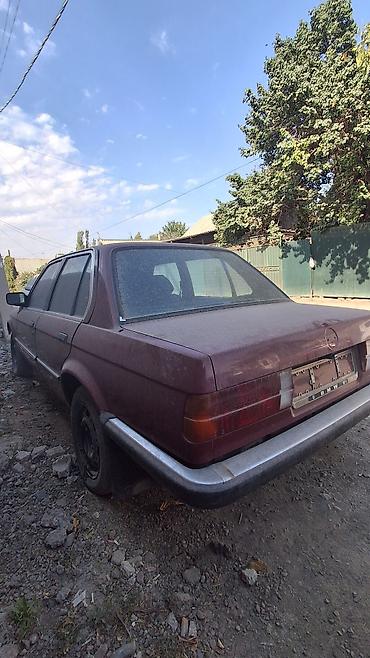 Продажа авто: BMW 3 series: 1985 г., Седан — 7