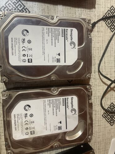 xarici hard disk satilir: Sərt disk (HDD) Seagate, 2 TB, İşlənmiş