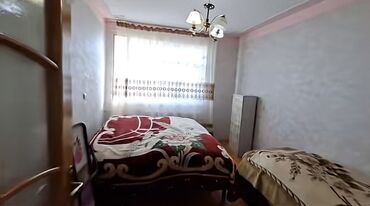 Otaqların satışı: Satılır: Mənzilin giriş hissəsi və dəhlizi - Geniş, işıqlı dəhliz — 11