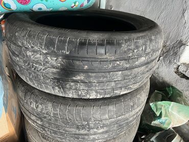 шины лето 215 60 16: Продаю Шины Michelin🏁 
Лето, 235/55/R19
В отличном состоянии 
2 резины