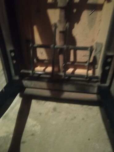 Məngənələr: Metall pres/skar qısqacı – mexaniki vintli - Güclü polad karkas - — 1