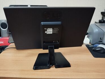 Monitorlar: Led Monitor LG Flatron Model: 19EN33S Ekran ölçüsü: 19 Wide Ekran — 8