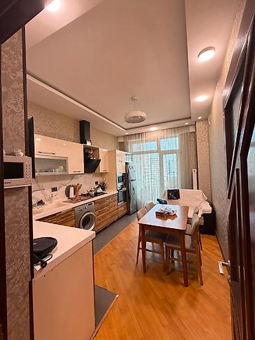 Daşınmaz əmlak: 3 otaqlı, Yeni tikili, 113 kv. m — 6