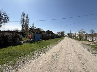 Продажа коттеджей и домов: Продается дом. г.Кара-Балта(в с.Вознесеновка). Дом состоит из — 20