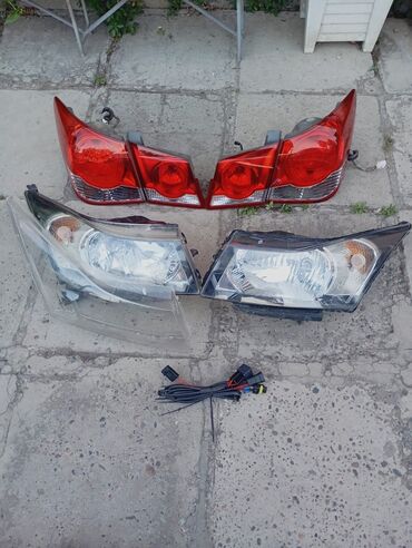 bmw 318 запчасти: Orginal Kruzun on ve arxa farasi 300 azn.Real aliciya endirim
