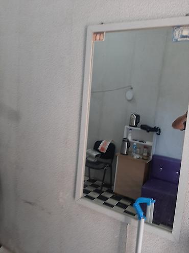 Kommersiya daşınmaz əmlakı: Tecili satilir,9kv²,kupcalidi,etrafli melumat ucun wp yazin: 070 577 — 3