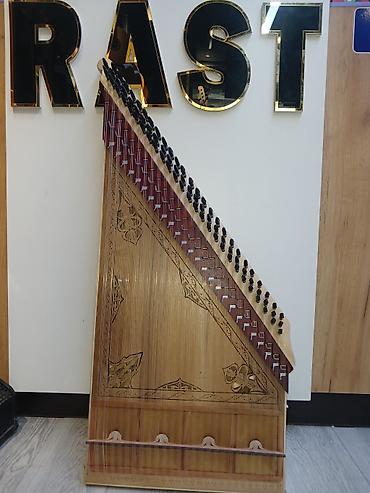 Musiqi alətləri: Kanon musiqi aləti Kanon, Qanun Kanon musiqi aləti Üzerinde — 4