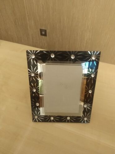 Şəkil və rəsmlər üçün çərçivələr: Çərçivə — 3