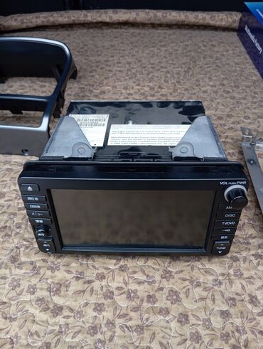 Аудиотехника: Продам экран манитор на Хонду 2006г CR-V-2 кузов рестайлинг с