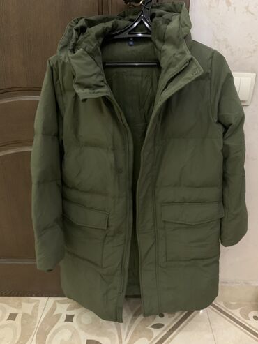 uniqlo куртка женская зимняя: Куртка цвет - Зеленый