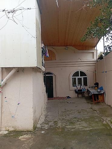 Həyət evləri və villaların satışı: 2 mərtəbəli həyət evi - Plan: 2 mərtəbə, həyət daxili geniş darvazalı — 1