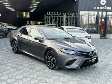 runx alex: Toyota Camry: 2019 г., 2.5 л, Вариатор, Гибрид, Седан